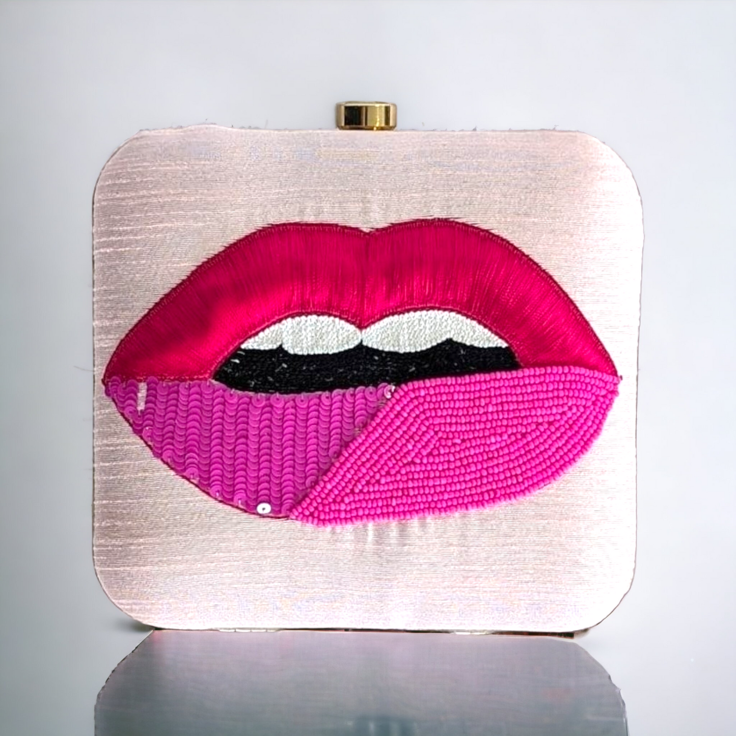 Clutch - Pop-up Embroidery Lips