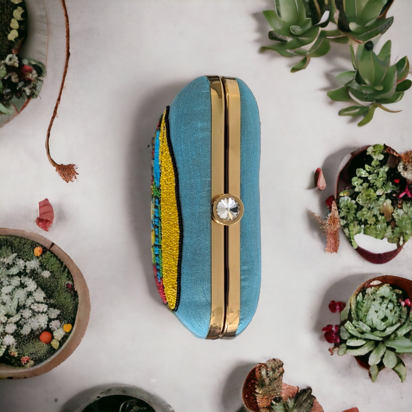 Clutch - Pop-up Embroidery TukTuk