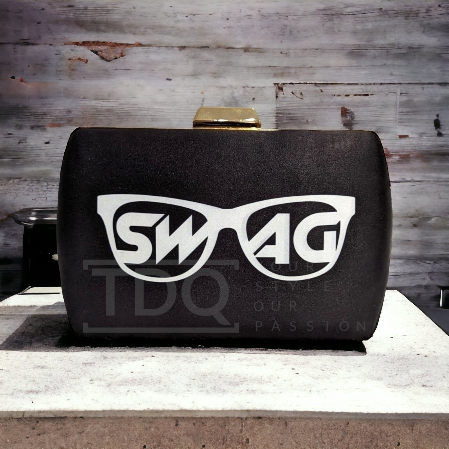 Clutch - Swag