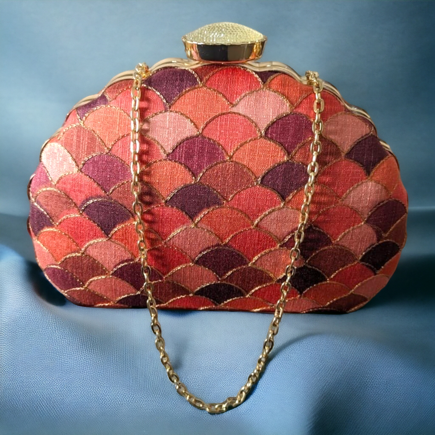 Shell clutch - Red blush
