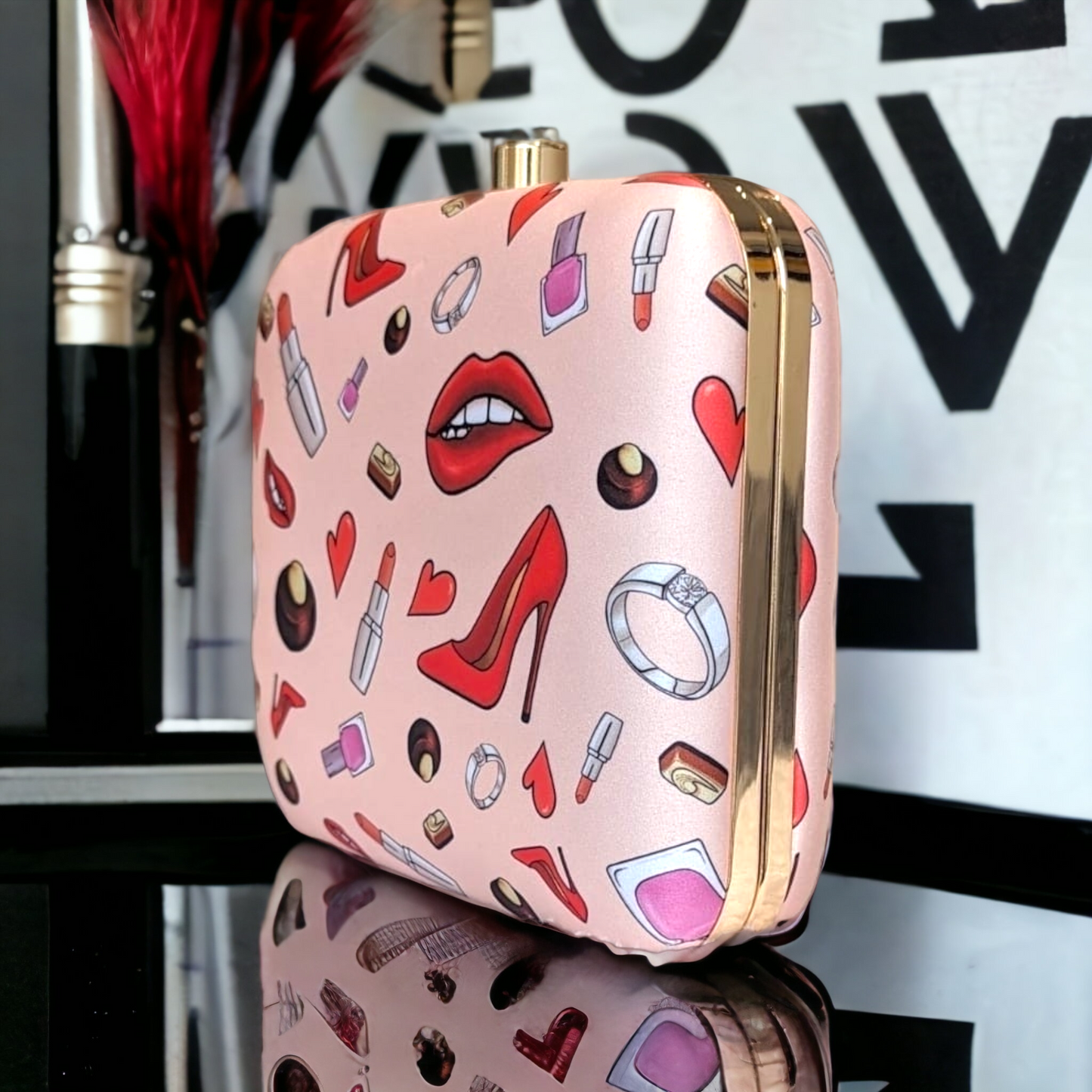 Clutch - Pop-up Print Vanity