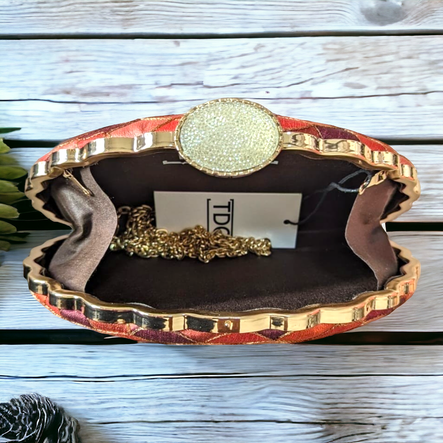 Shell clutch - Red blush